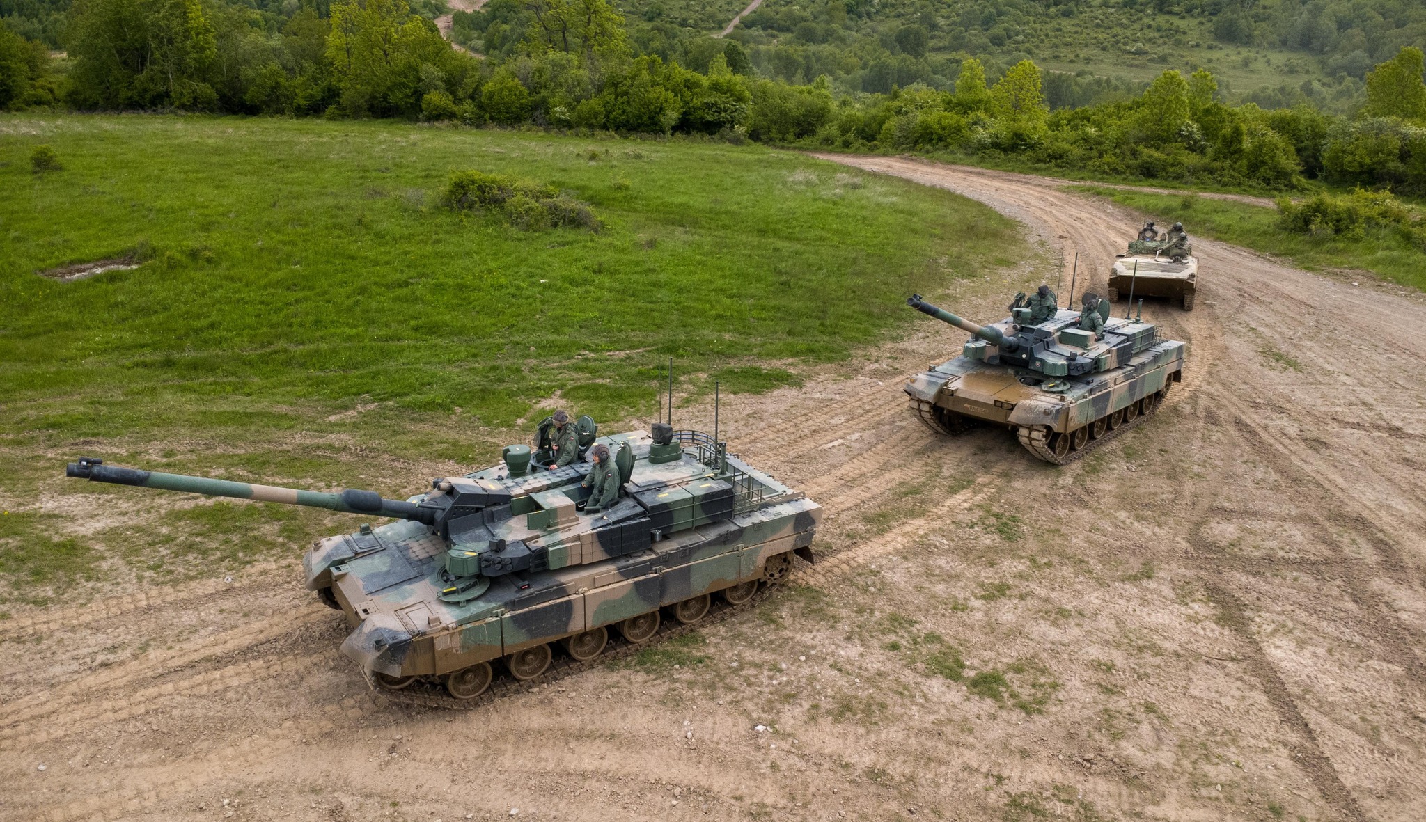 Poland to Establish Level 4 MRO Capability for Korean-Built K2 Tank Engines